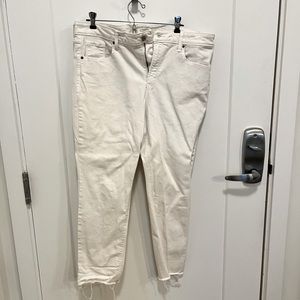 Like New Old Navy White Jeans